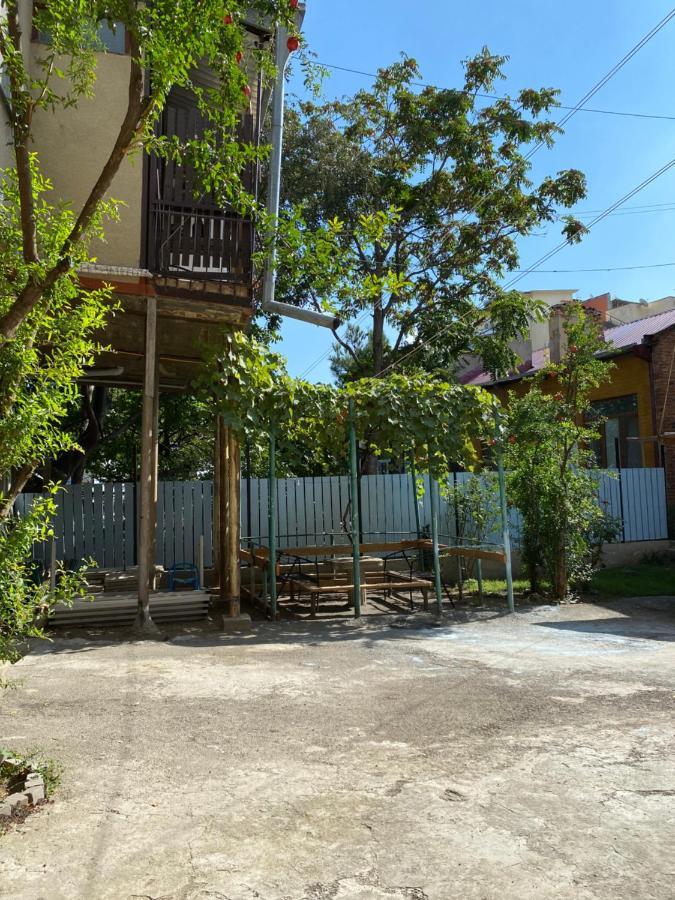 L&L Apartment 2Nd Tbilisi Exterior photo